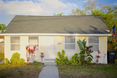 1109 Blanche B Littlejohn Trail Clearwater FL 33755