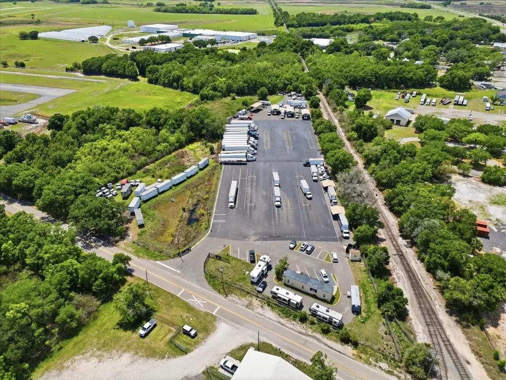 100 S Airport Road Lake Wales FL 33859