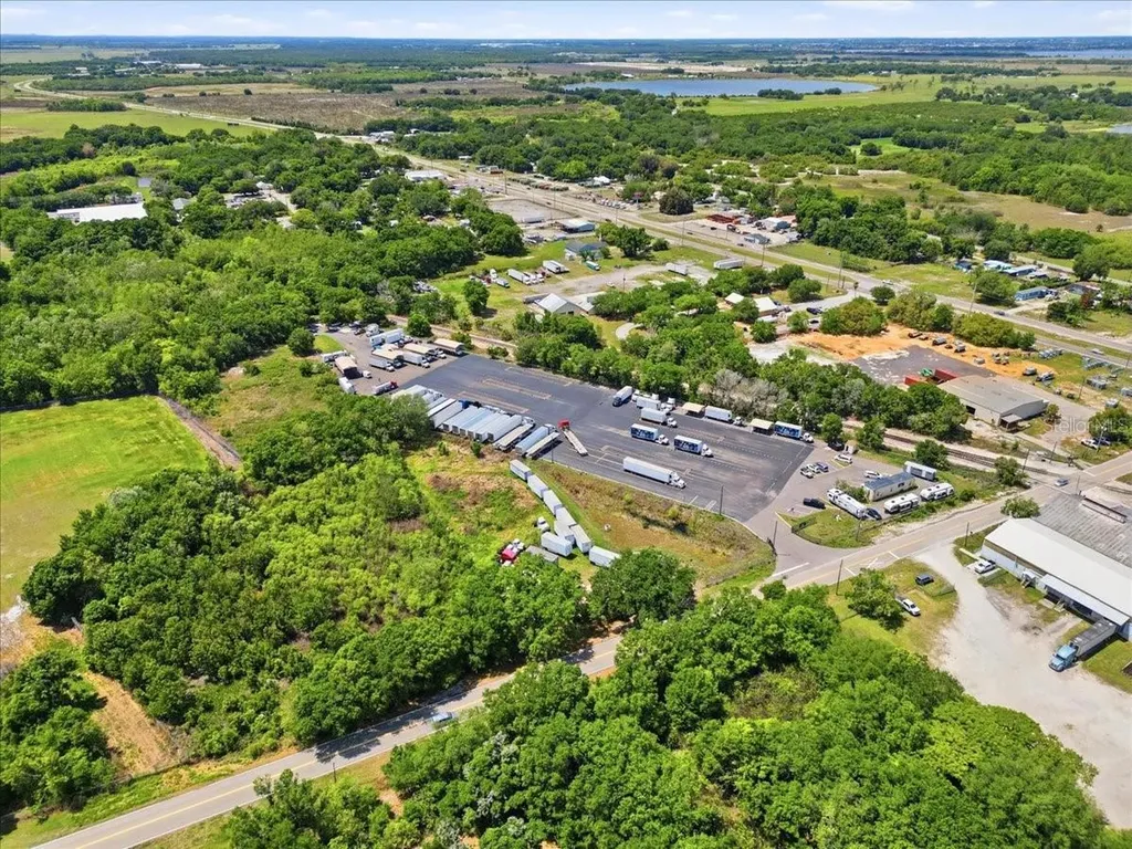 100 S Airport Road Lake Wales FL 33859