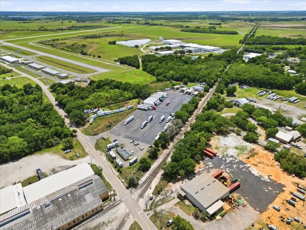100 S Airport Road Lake Wales FL 33859