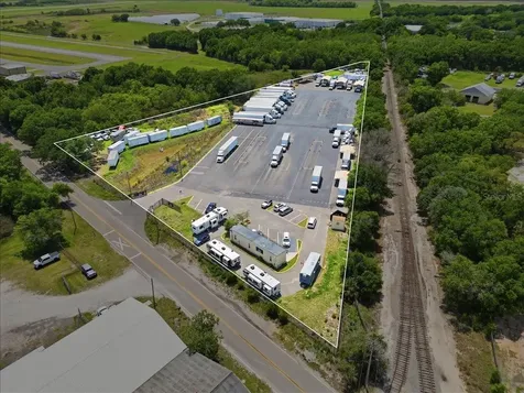 100 S Airport Road Lake Wales FL 33859