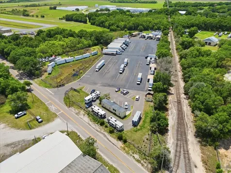 100 S Airport Road Lake Wales FL 33859