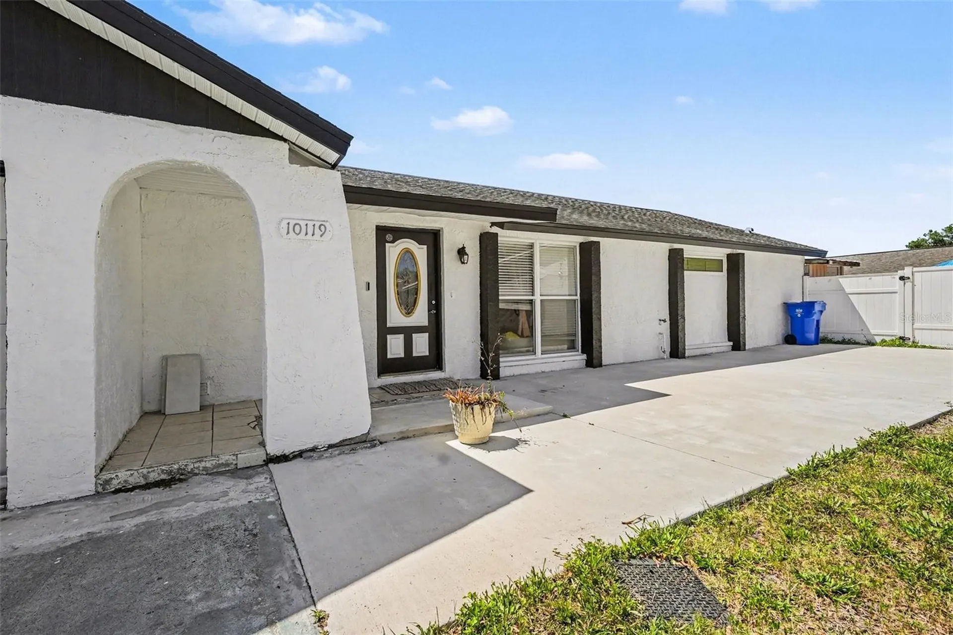10119 Chimney Hill Court Tampa FL 33615