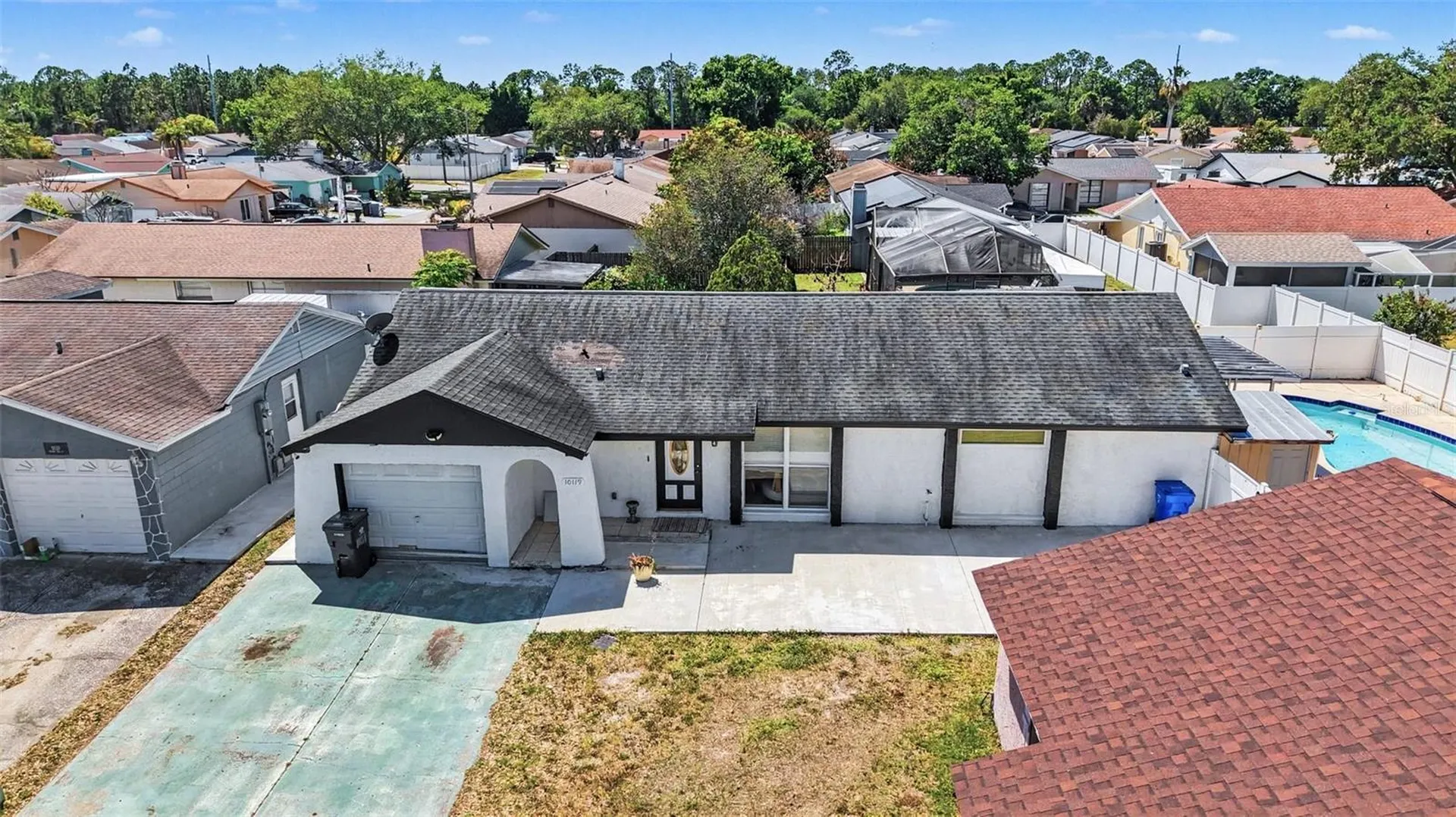 10119 Chimney Hill Court Tampa FL 33615