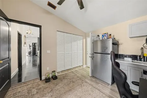 10119 Chimney Hill Court Tampa FL 33615