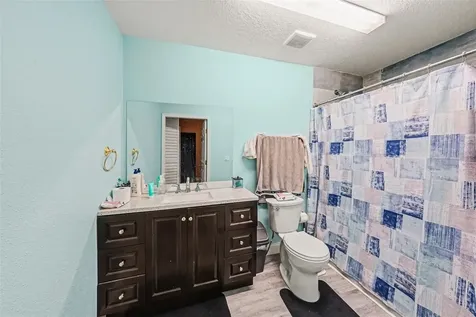10119 Chimney Hill Court Tampa FL 33615