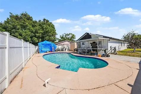 10119 Chimney Hill Court Tampa FL 33615