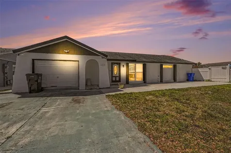 10119 Chimney Hill Court Tampa FL 33615