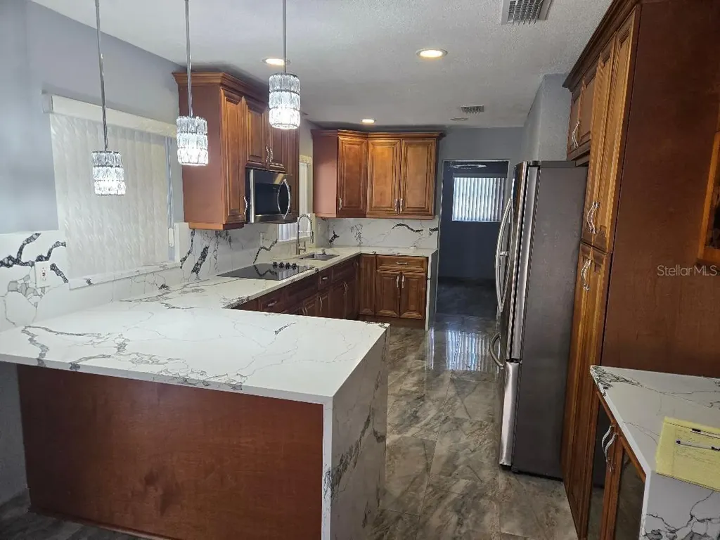 6532 La Mesa Circle Tampa FL 33634