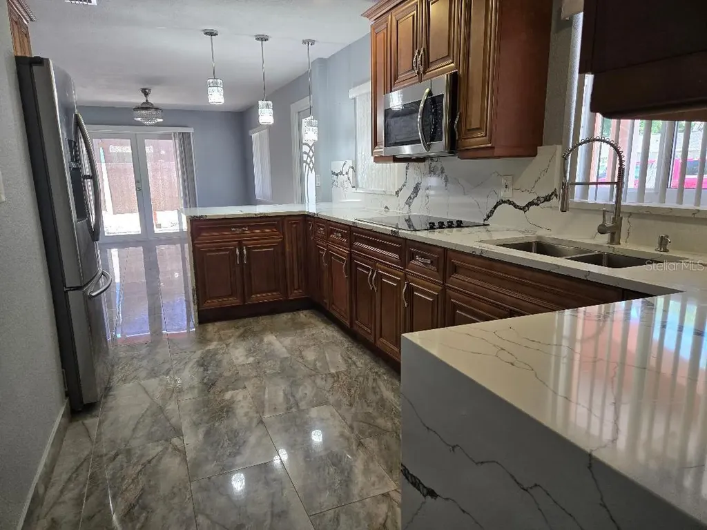 6532 La Mesa Circle Tampa FL 33634