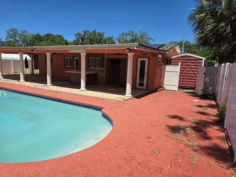 6532 La Mesa Circle Tampa FL 33634