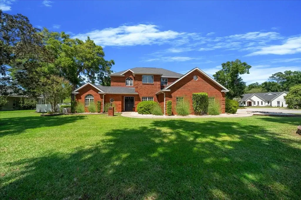 2411 SE 27th Street Ocala FL 34471