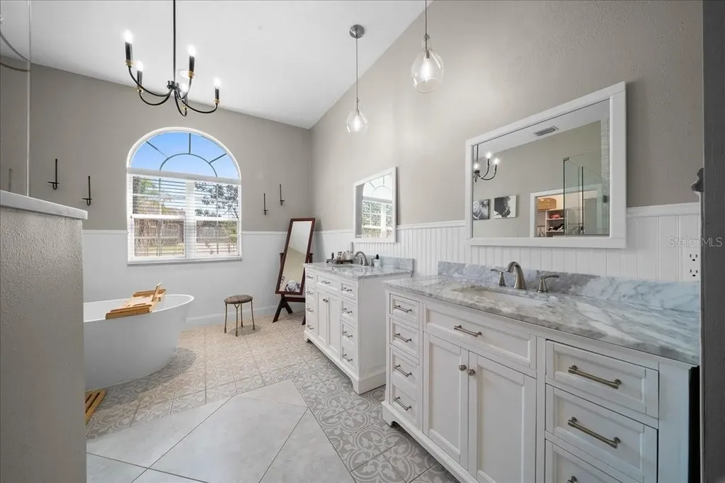 2411 SE 27th Street Ocala FL 34471