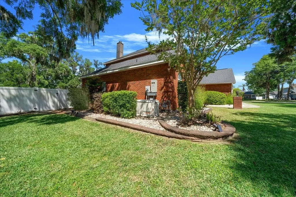 2411 SE 27th Street Ocala FL 34471