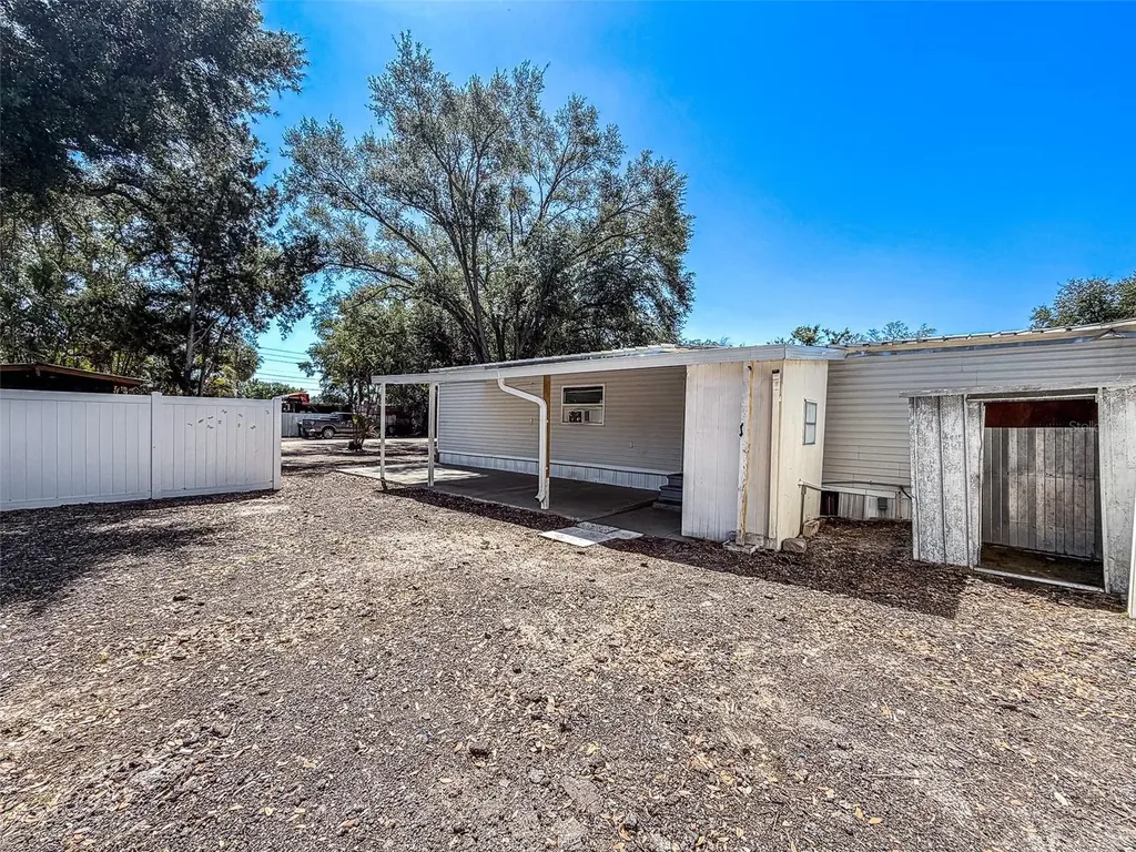 5807 Barry Lane Tampa FL 33634
