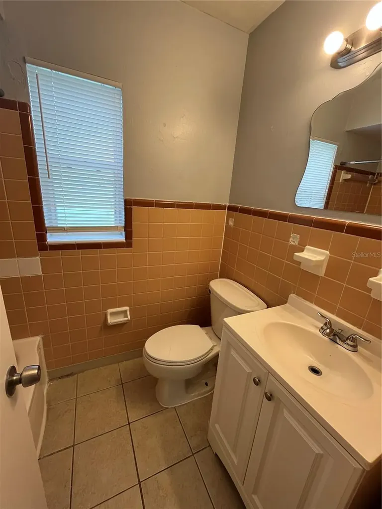 4203 Lake Lawne Avenue Orlando FL 32808
