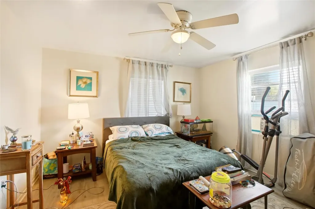 5936 Albert Place Sarasota FL 34231