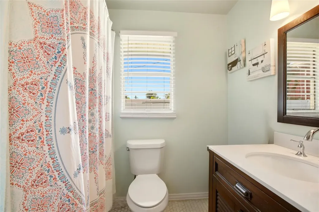 5936 Albert Place Sarasota FL 34231