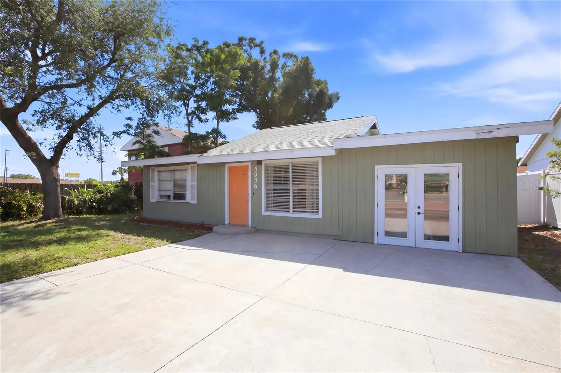 5936 Albert Place Sarasota FL 34231