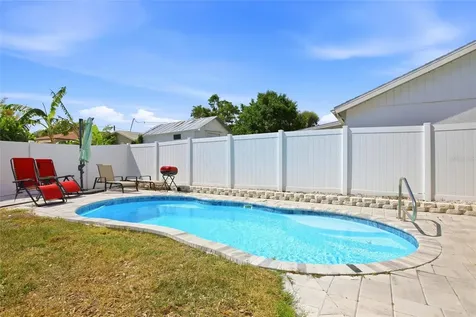 5936 Albert Place Sarasota FL 34231