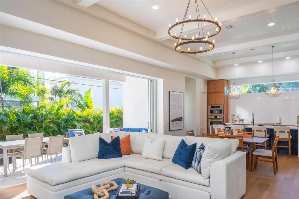 2420 Floyd Street Sarasota FL 34239