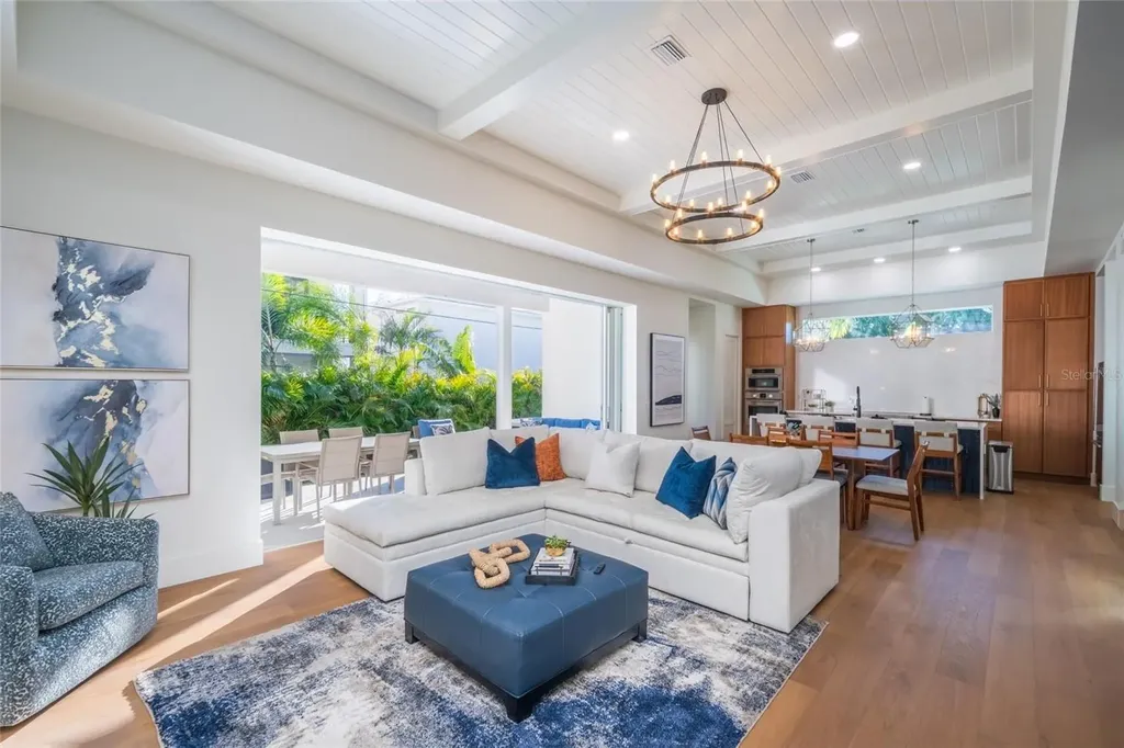 2420 Floyd Street Sarasota FL 34239