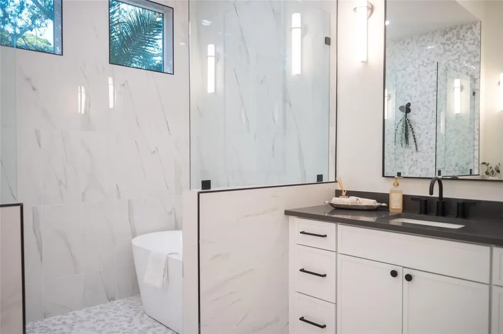 2420 Floyd Street Sarasota FL 34239