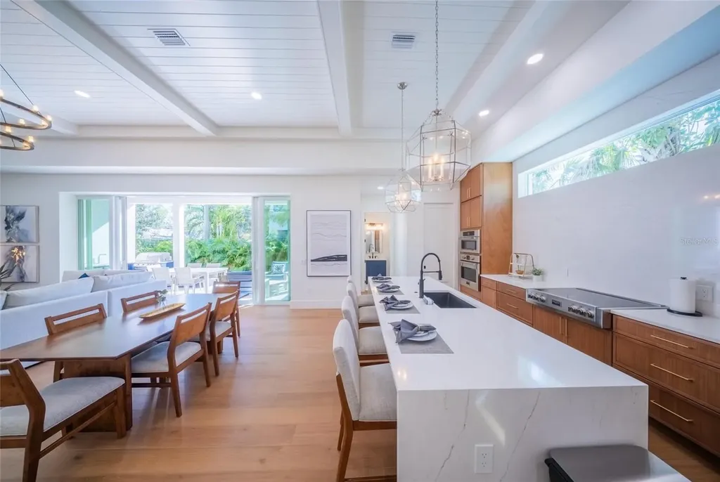 2420 Floyd Street Sarasota FL 34239