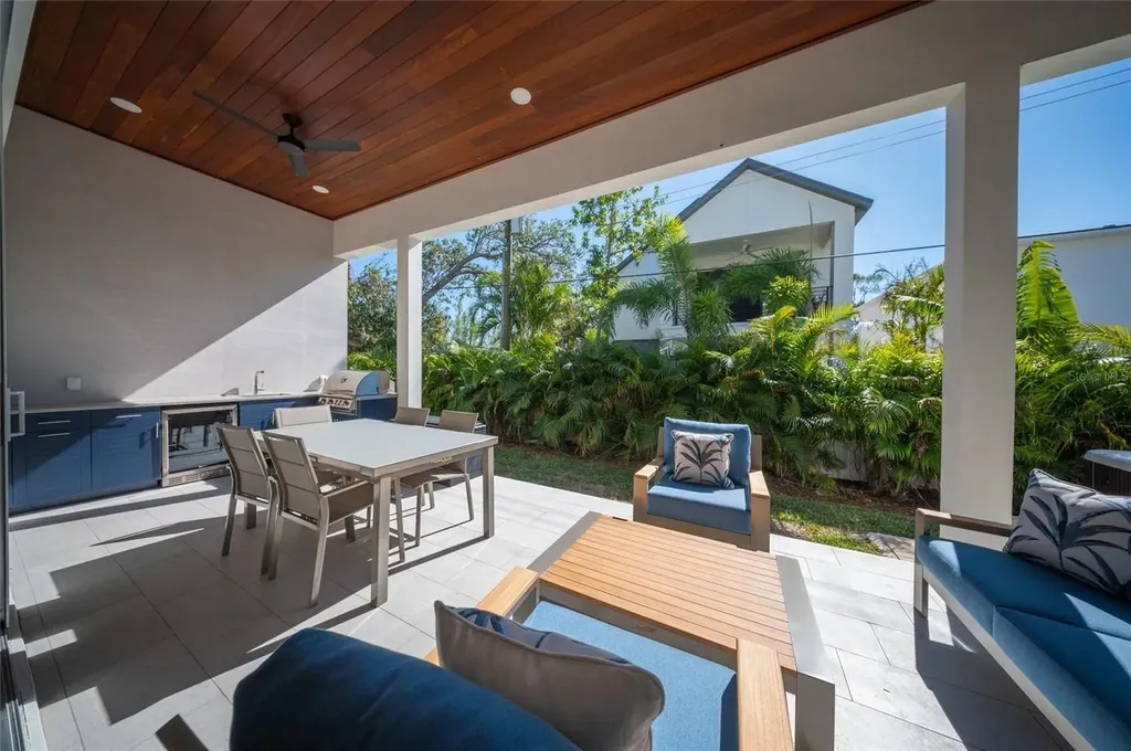 2420 Floyd Street Sarasota FL 34239