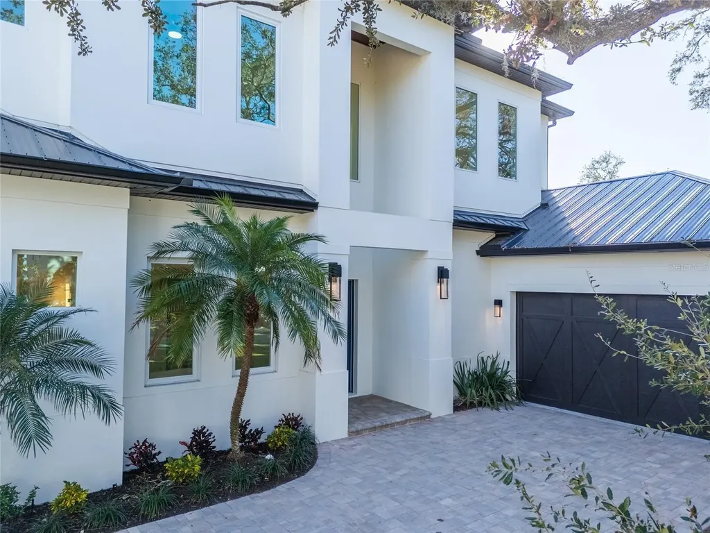 2420 Floyd Street Sarasota FL 34239
