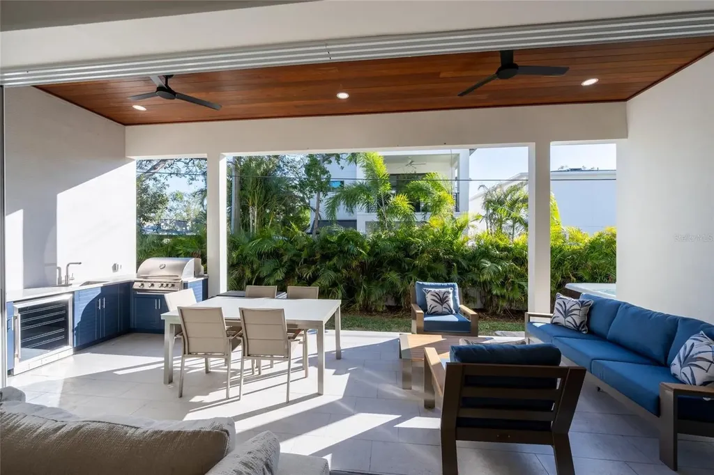 2420 Floyd Street Sarasota FL 34239