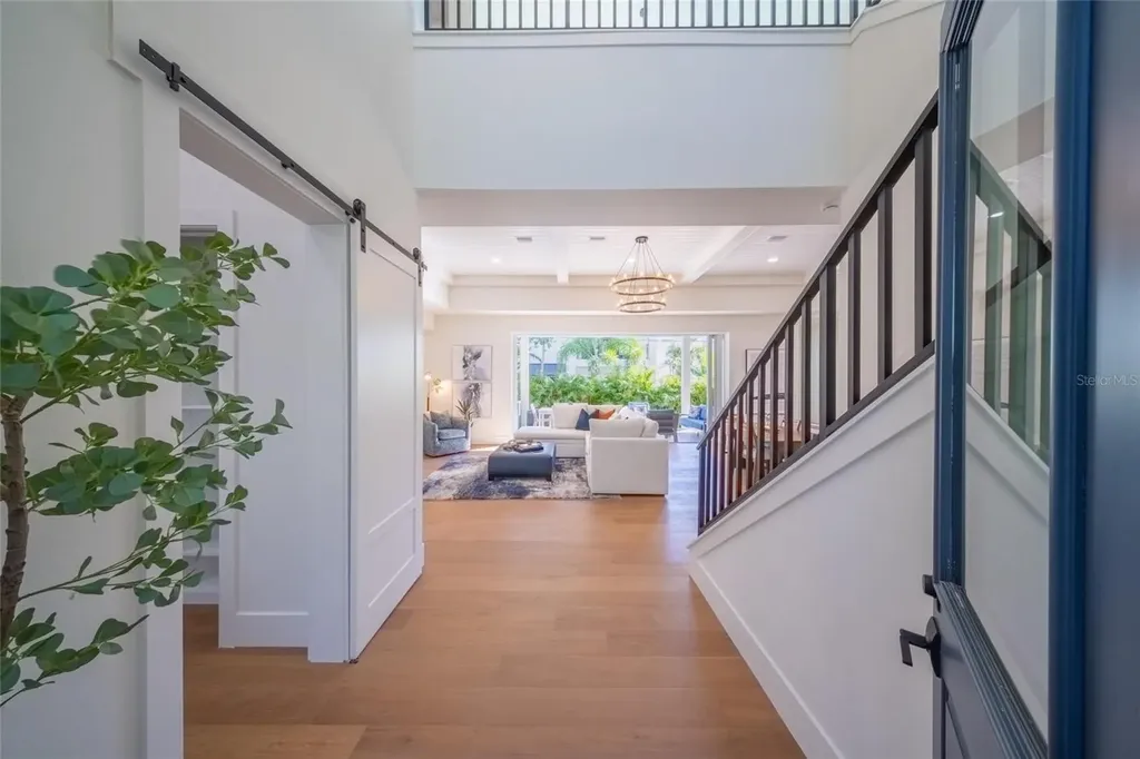 2420 Floyd Street Sarasota FL 34239