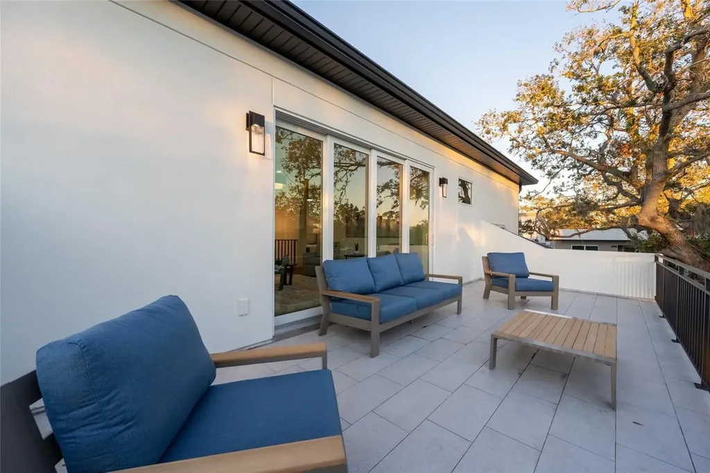 2420 Floyd Street Sarasota FL 34239