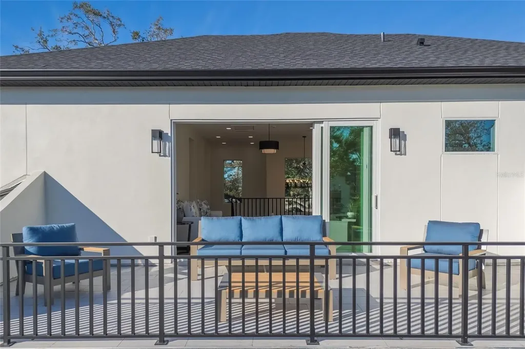 2420 Floyd Street Sarasota FL 34239