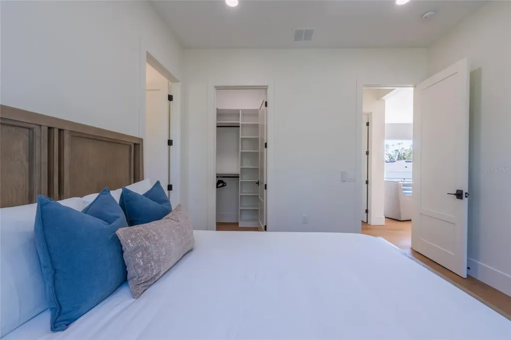 2420 Floyd Street Sarasota FL 34239