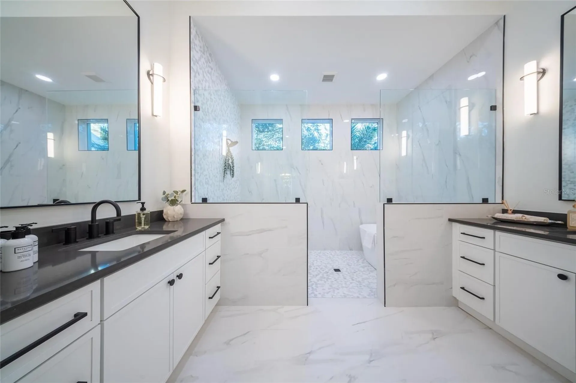 2420 Floyd Street Sarasota FL 34239