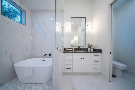 2420 Floyd Street Sarasota FL 34239