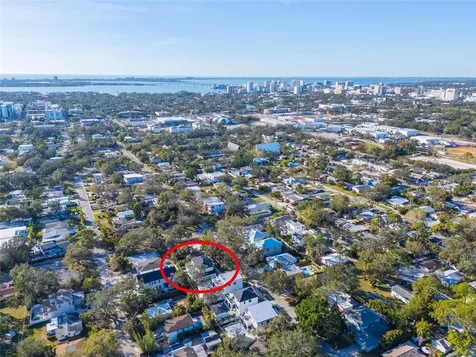2420 Floyd Street Sarasota FL 34239