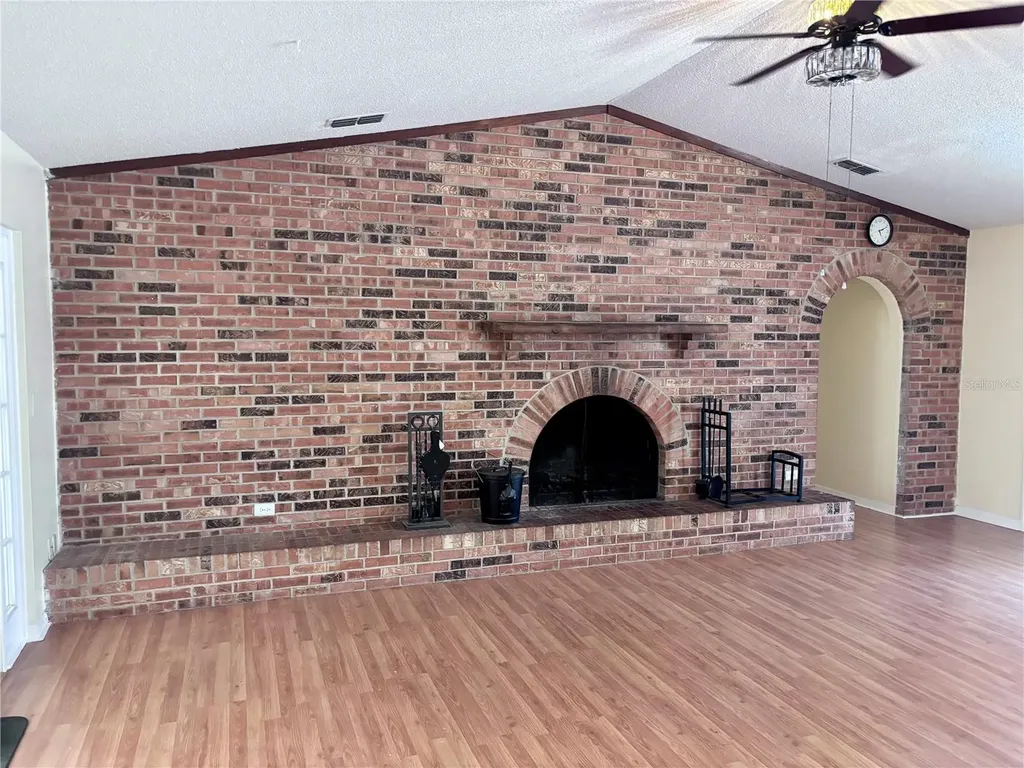 4907 NE 6th Street Ocala FL 34470