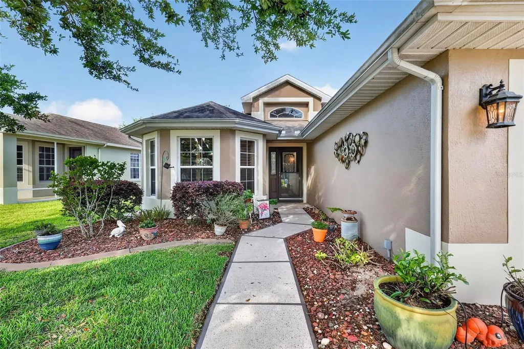 5401 Aurora Drive Leesburg FL 34748