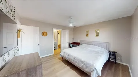 4207 SW 7th Avenue Cape Coral FL 33914