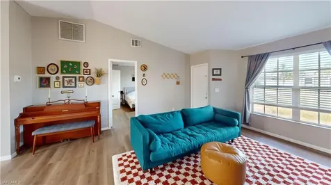 4207 SW 7th Avenue Cape Coral FL 33914