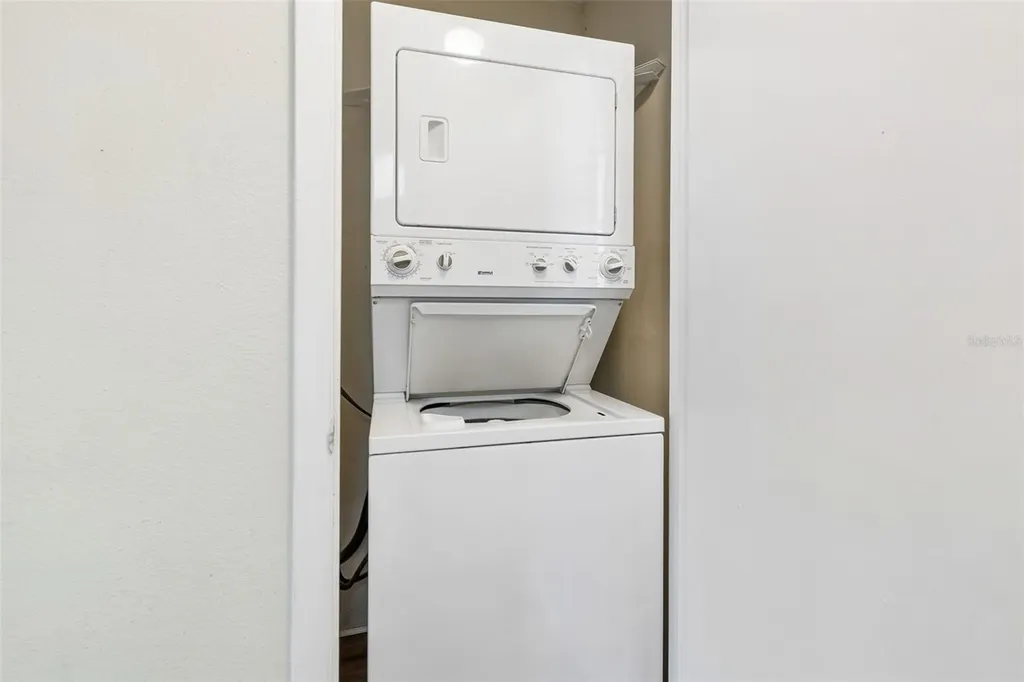 4839 Mcelroy Tampa FL 33611