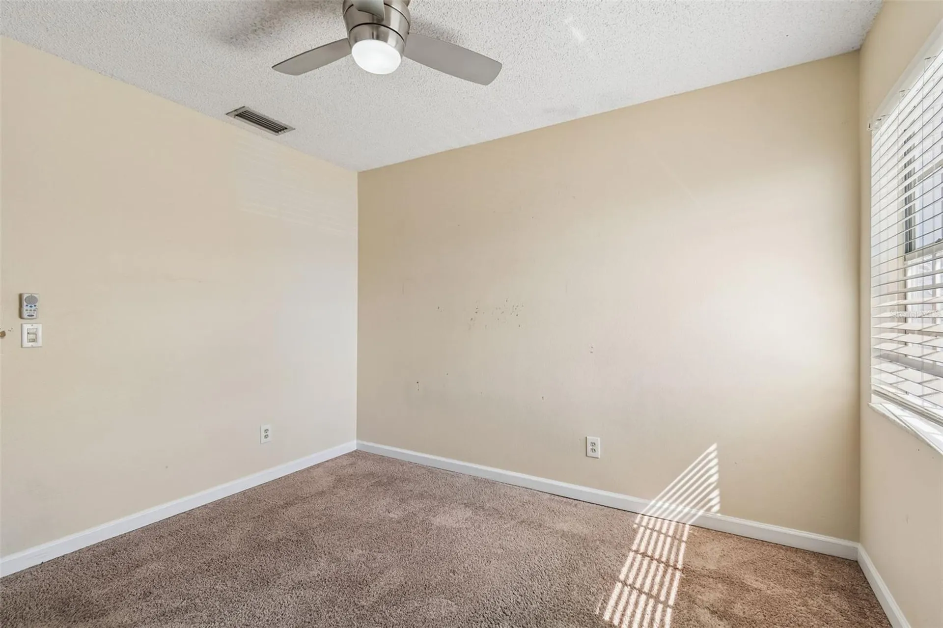 4839 Mcelroy Tampa FL 33611
