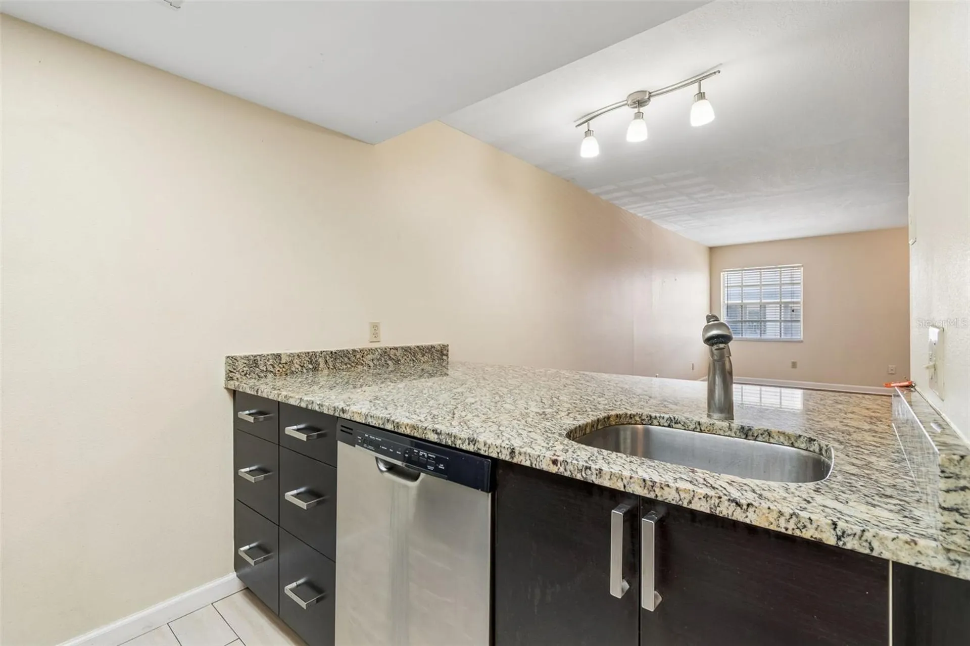 4839 Mcelroy Tampa FL 33611