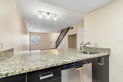 4839 Mcelroy Tampa FL 33611