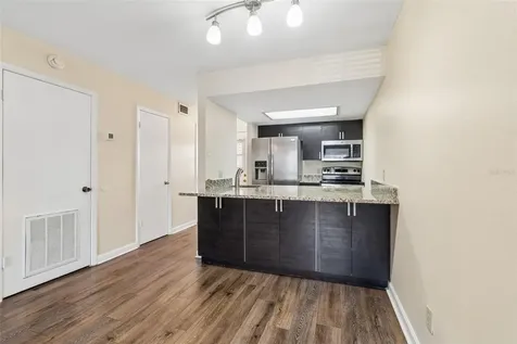 4839 Mcelroy Tampa FL 33611