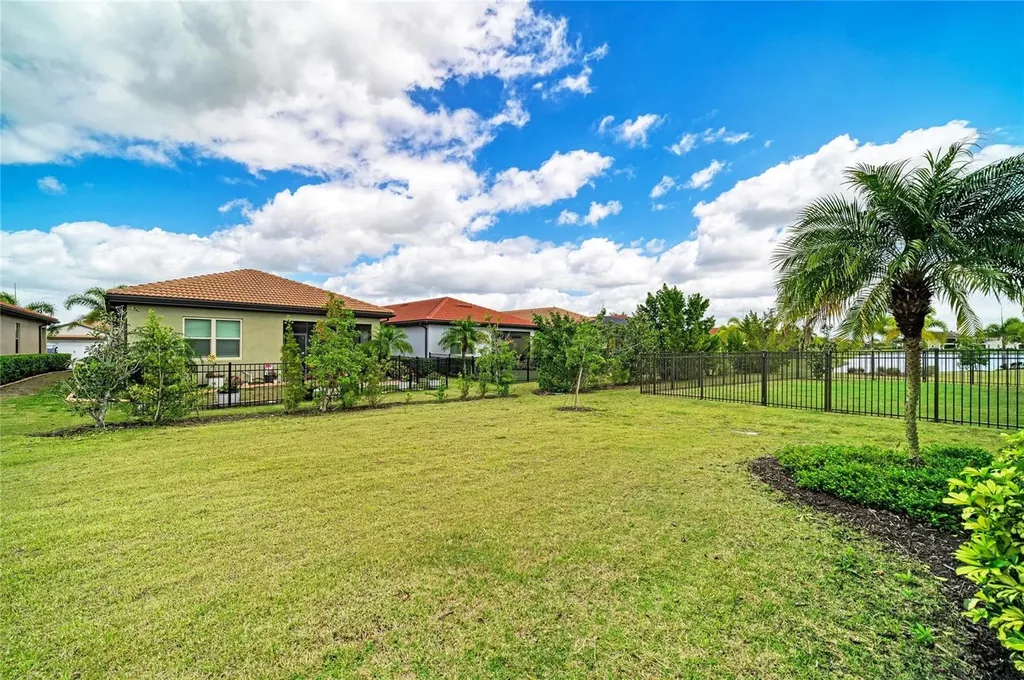 564 Maraviya Boulevard Nokomis FL 34275