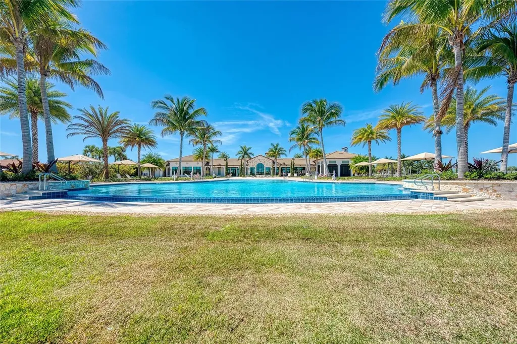 564 Maraviya Boulevard Nokomis FL 34275