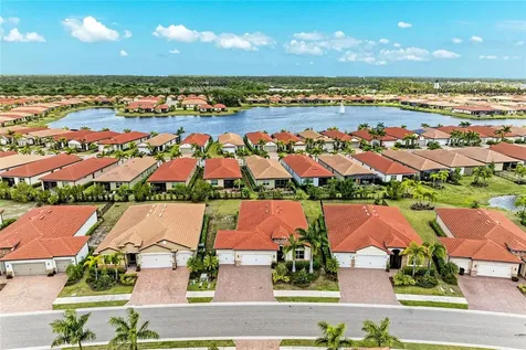 564 Maraviya Boulevard Nokomis FL 34275